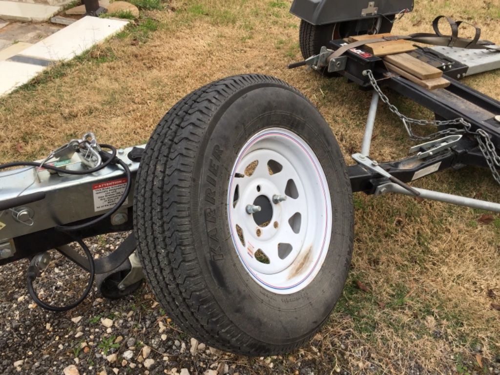 Demco Tow Dolly Auto Parts for Sale Offered in Smithville, TX