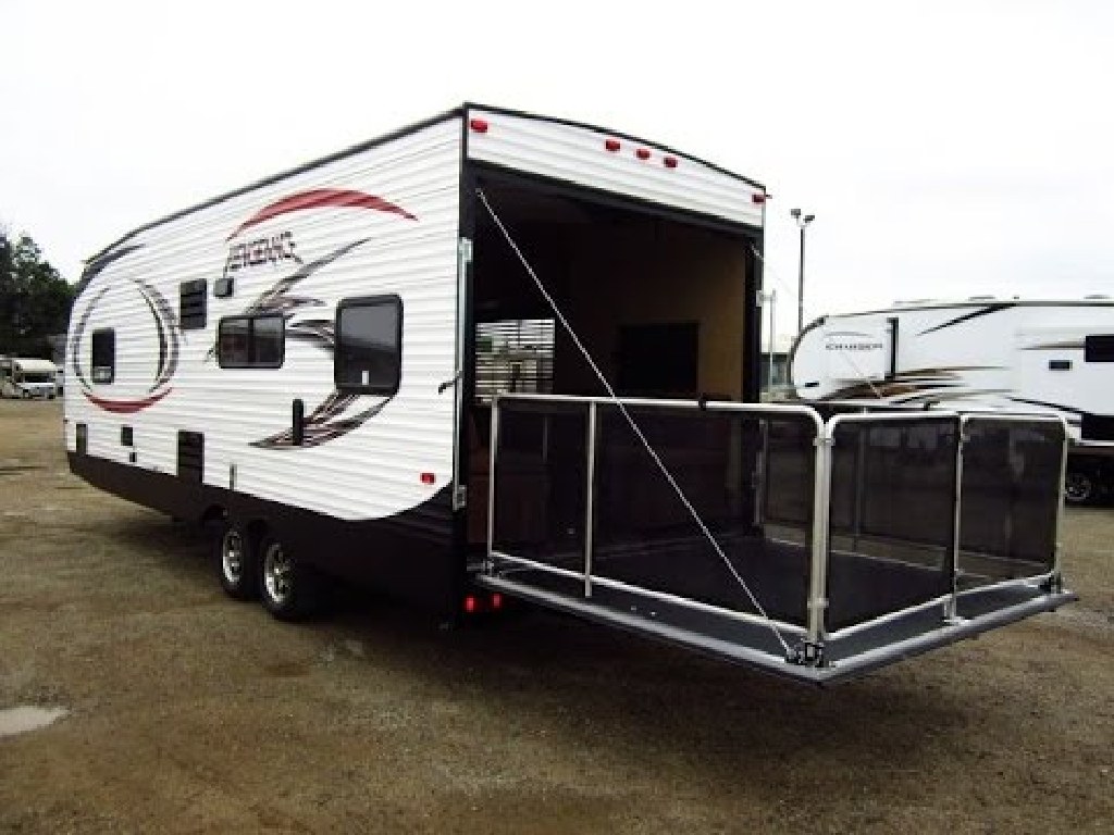 2014 Vengeance 25V Toy Hauler