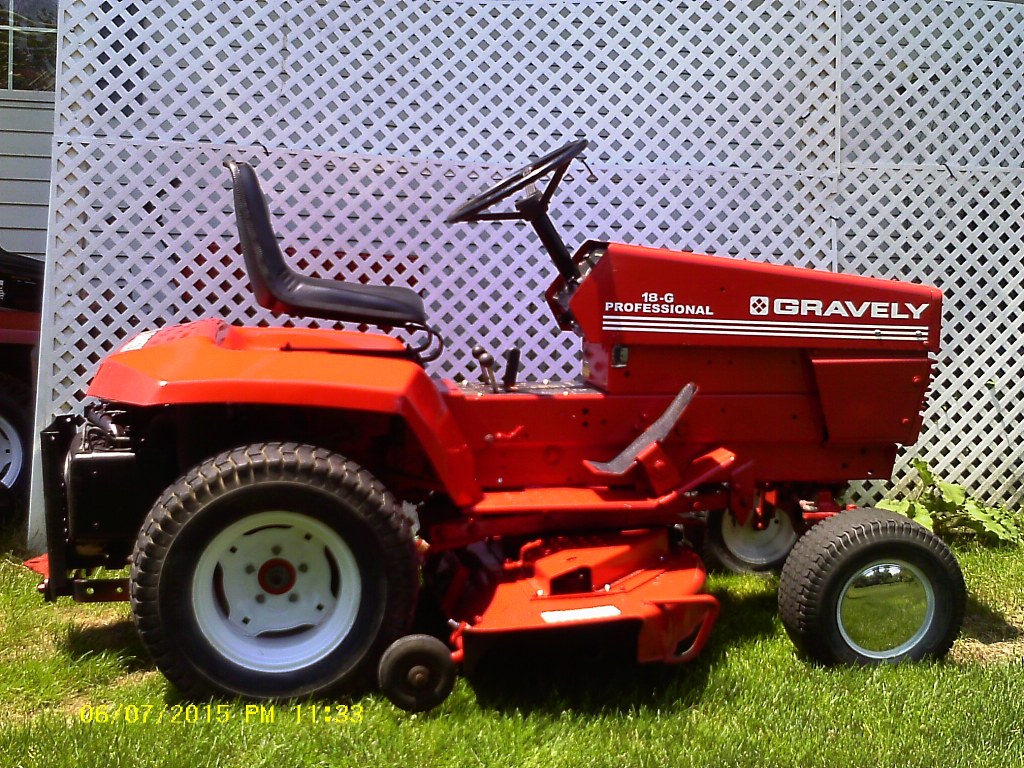 Gravely G20 w/50" mower deck and all wheel weights