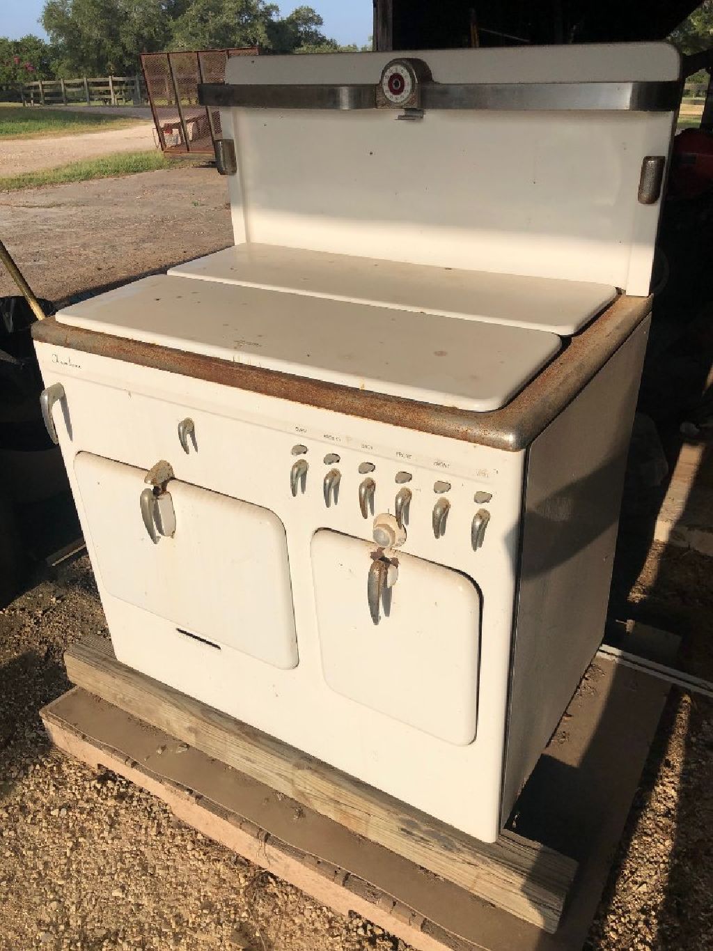 Chambers gas stove Appliances for Sale Offered in La Grange, TX