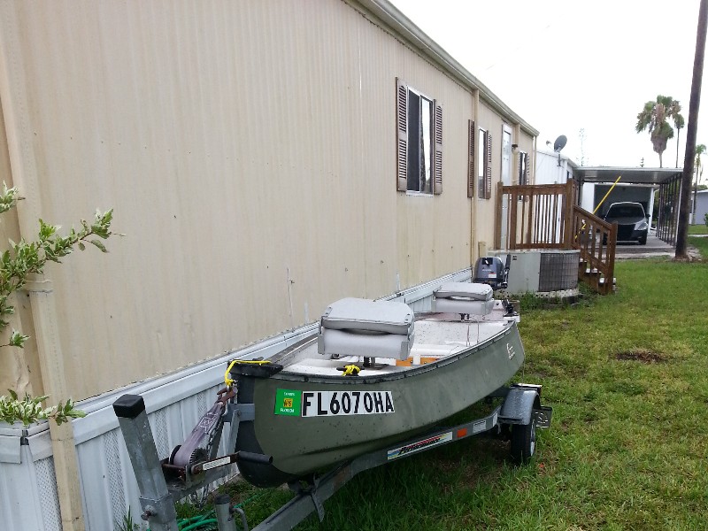 1989 Gheenoe/Trailer/5hp four stroke/Gps fishfinder