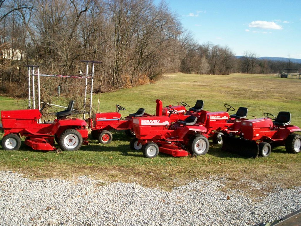 Gravely 20G with snowblower, weights, & 50" mower deck