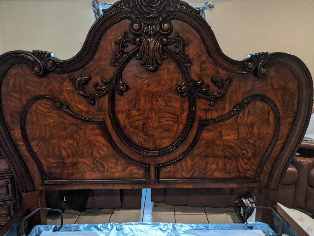 Mollai collection Reverie Adjustable base mattress and spring air