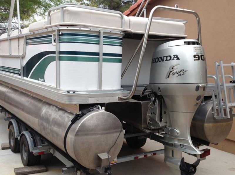 24 FT Godfrey Aqua Patio Pontoon Boat