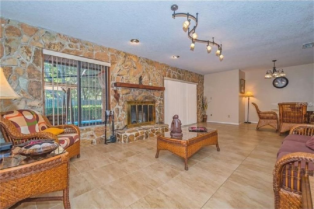 Room 4 Rent Lakeland Rooms for Rent Offered