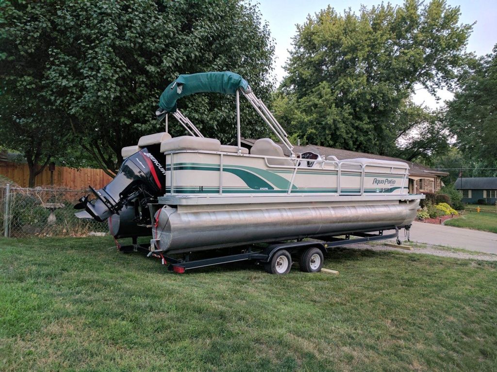 Pontoon 1999 Aqua Patio 24’
