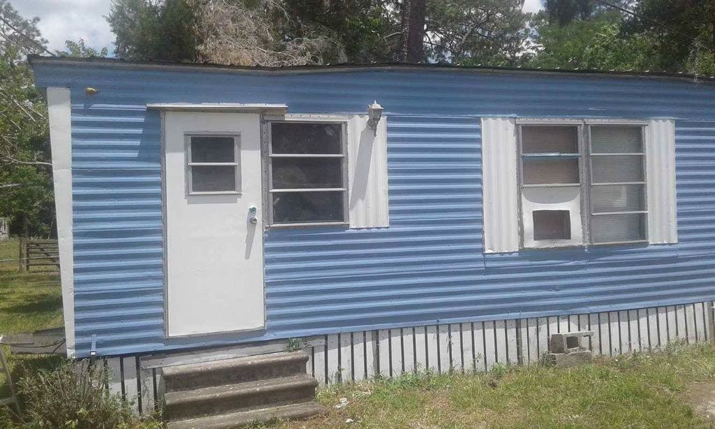 2 bed | 1 bath mobile home for rent - lot 2 - claz