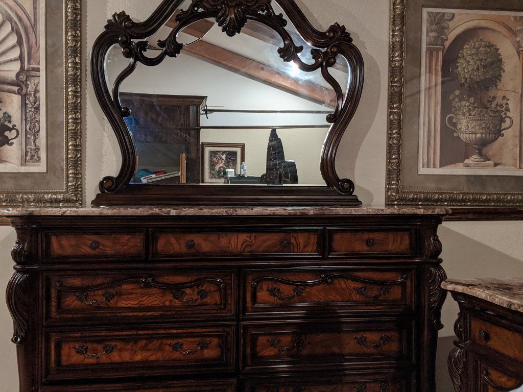 Mollai collection Reverie Adjustable base mattress and spring air