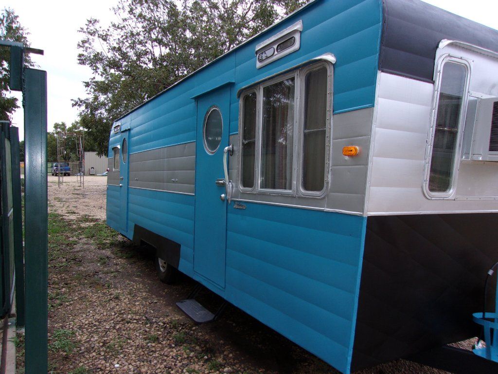 1953 vintage 27' Rollohome RV For Sale Offered in Center Point, TX