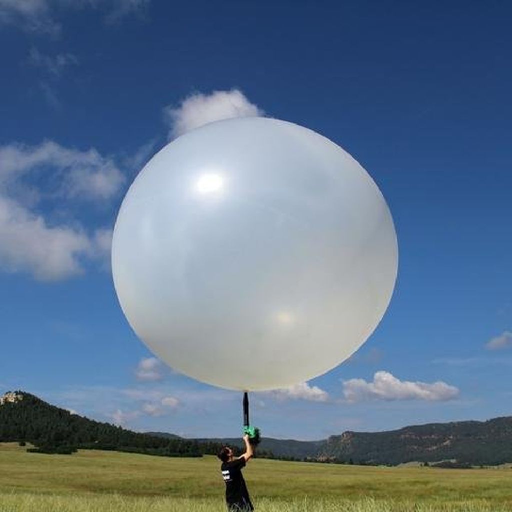 List 97+ Pictures images of weather balloons Sharp