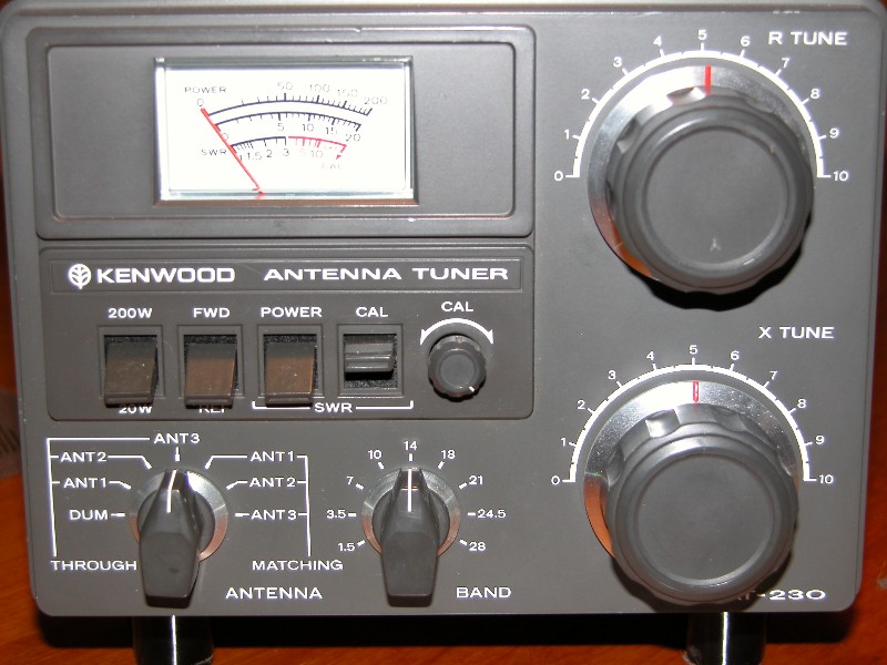 KENWOOD ANTENNA TUNER AT-230 NEW CONDITION, 200 Watts - Claz.org