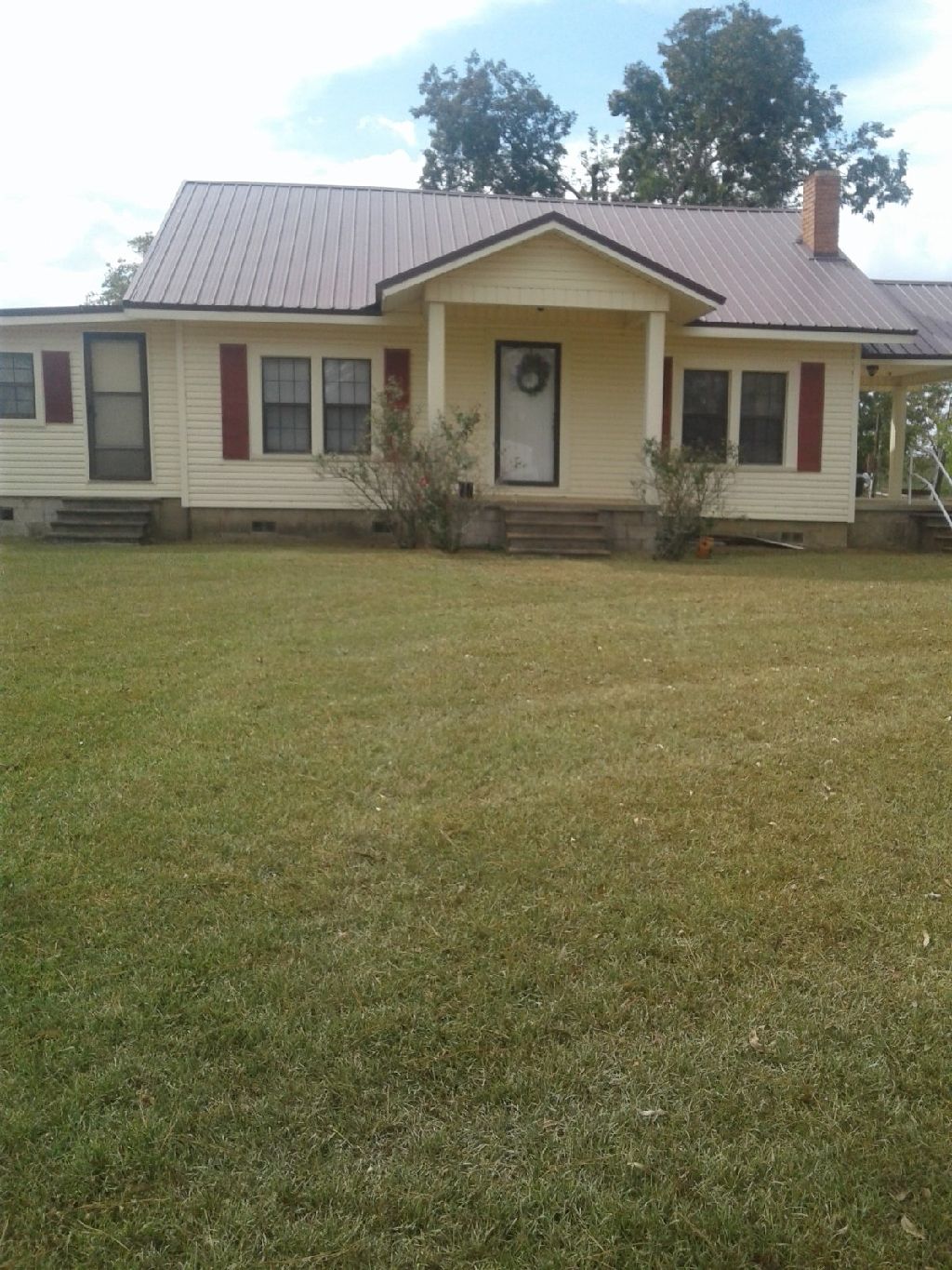 Single family home in city limits of Donalsonville