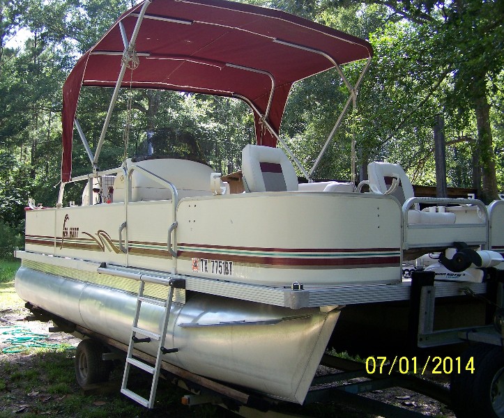 2001 KingFisher Pontoon Boat & Trailer - Claz.org