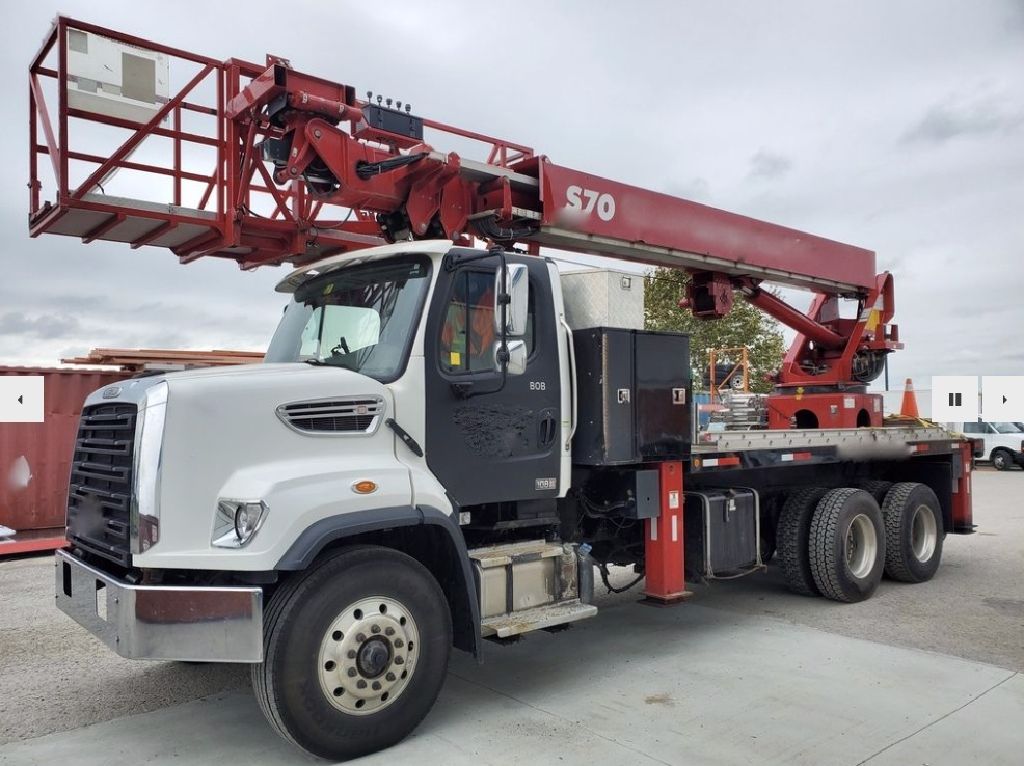2015 Elliott S70 Skywalk Sign Truck For Sale168,500