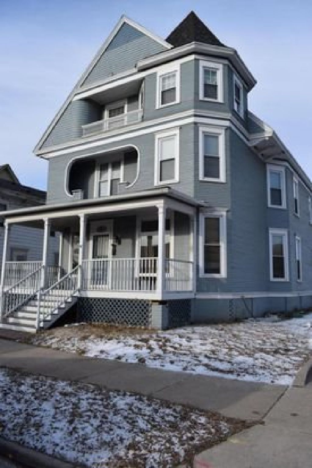 Room for Rent in beautiful house in Racine