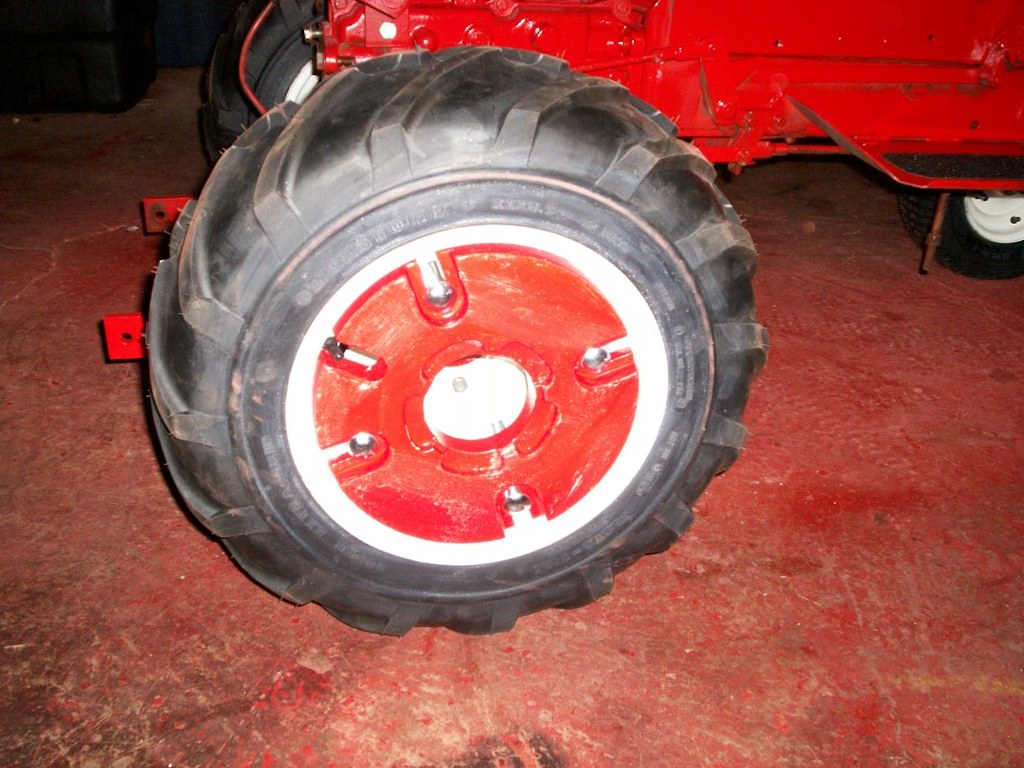 GRAVELY WHEEL WEIGHTS FRONT 14LBS
