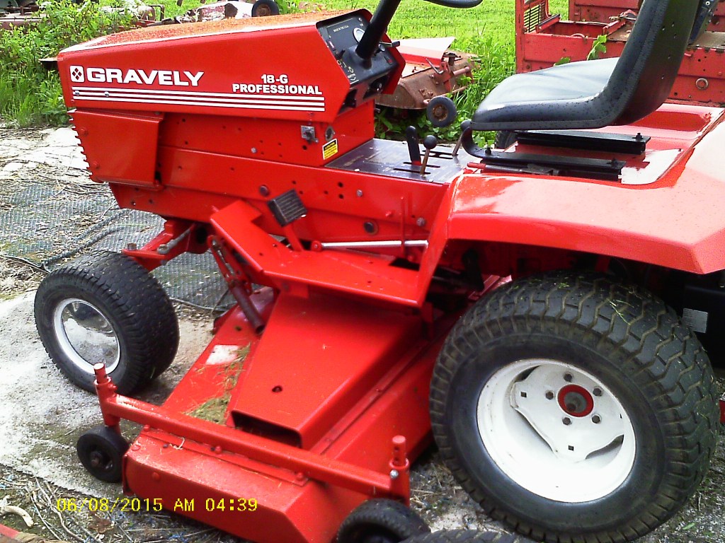 Gravely G20 w/50" mower deck and all wheel weights