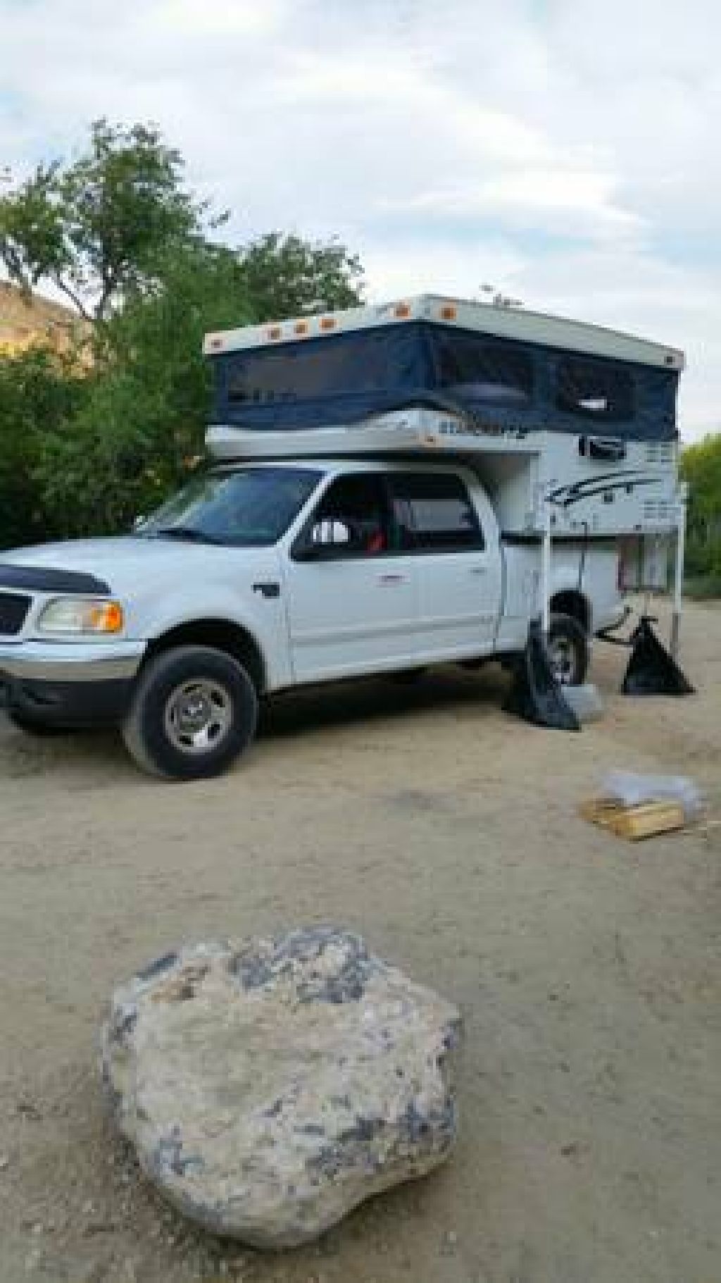 Shadow Cruiser Truck Camper | Camper in Boise ID | 4935141266 | Used