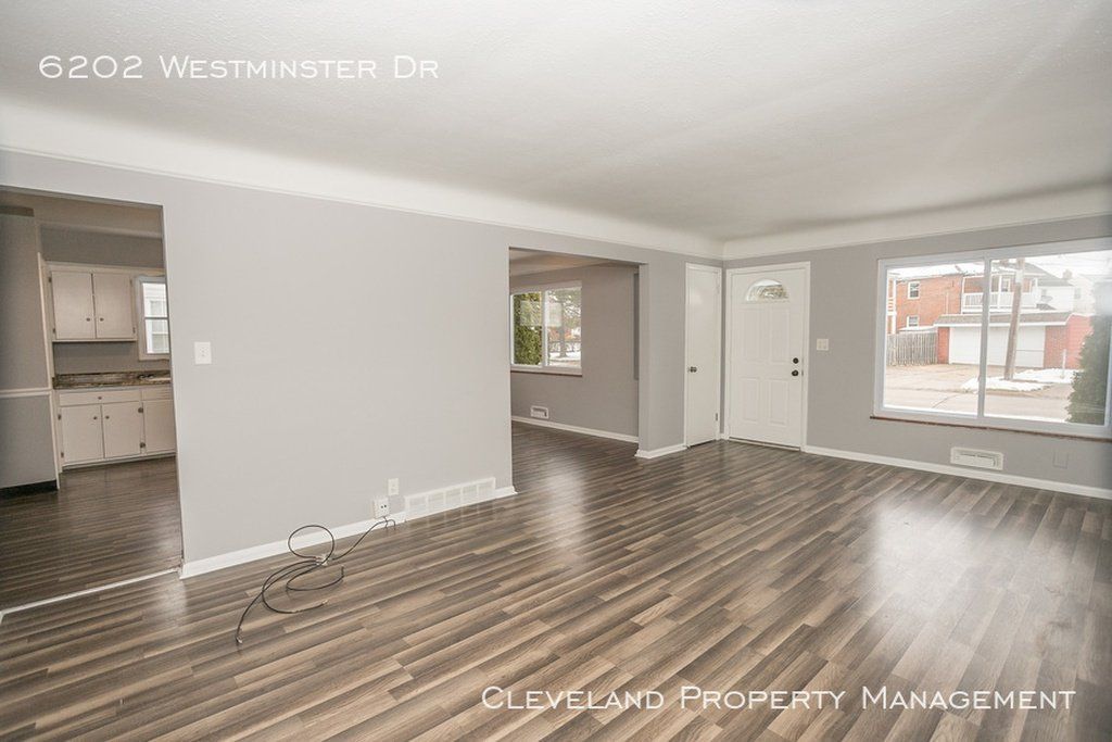 6202 Westminster Dr, Parma, OH 44129 Fully Renovated Parma Ranch.