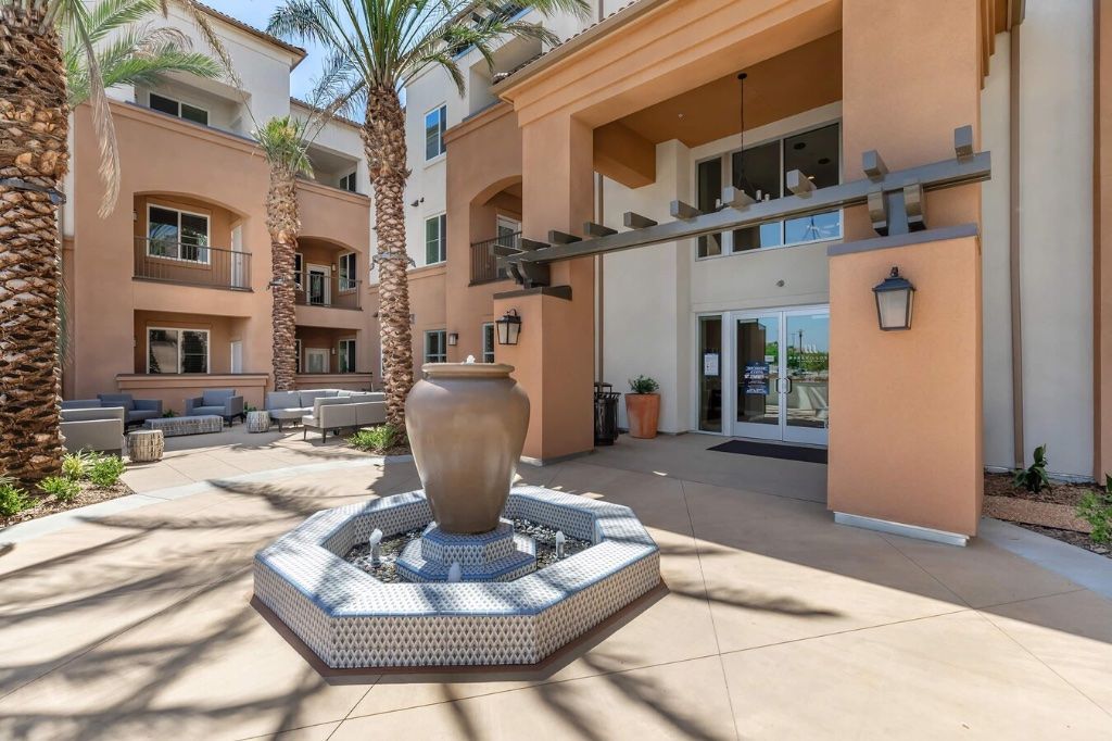 Apartment 2 bedroom 2 bath