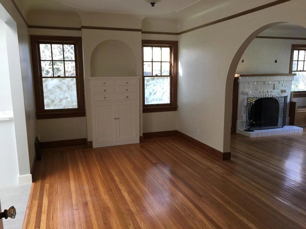 Home in Professorville area, charming SFH. 1250 sq ft. 2B+/1B.