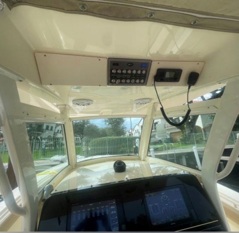 2019 Scout 300 LXF Dania Beach, Fl 192000