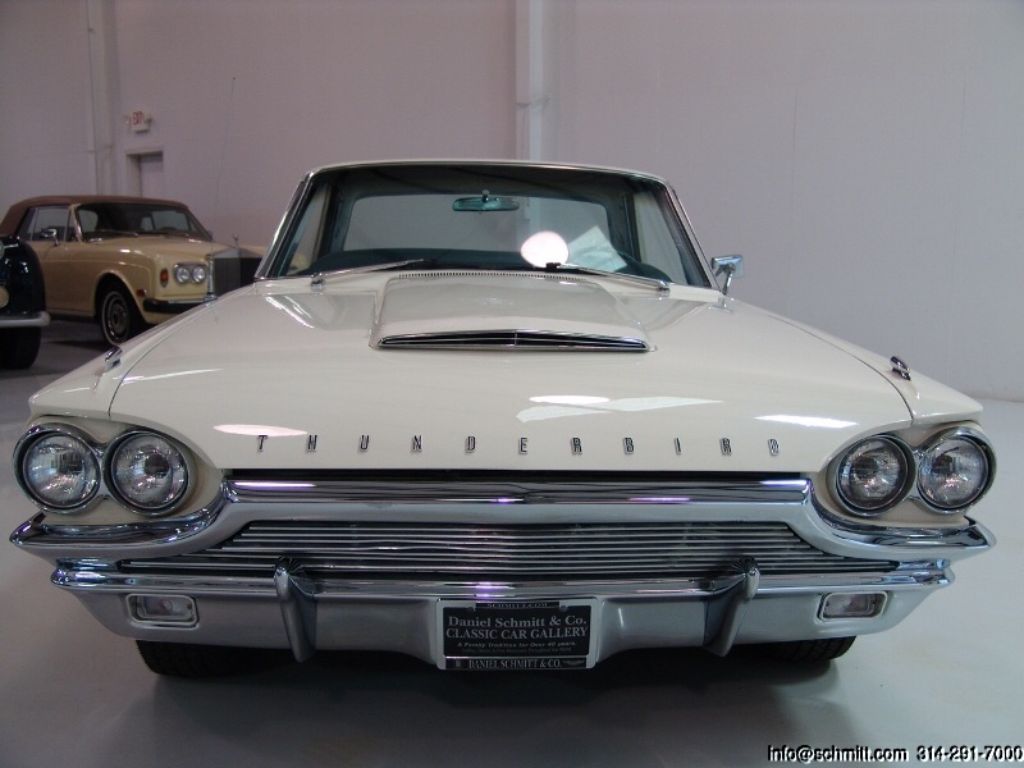 1964 Ford Thunderbird