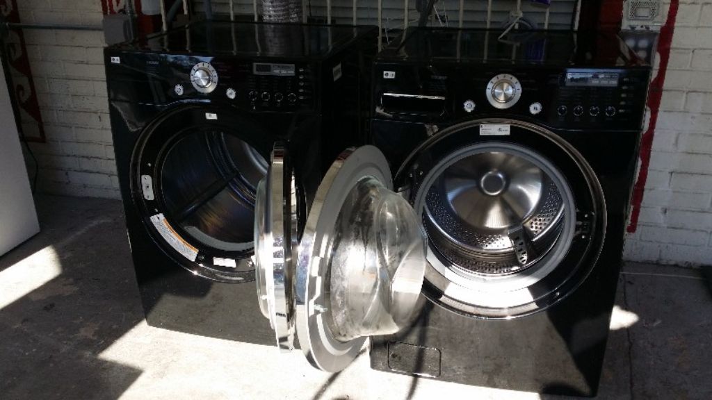 Nice set washer and dryers