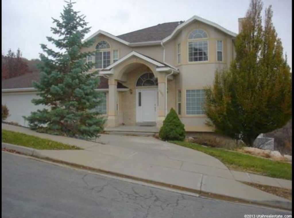 Don t be a Slave to Rent, check this 6BR home in a very convenient location