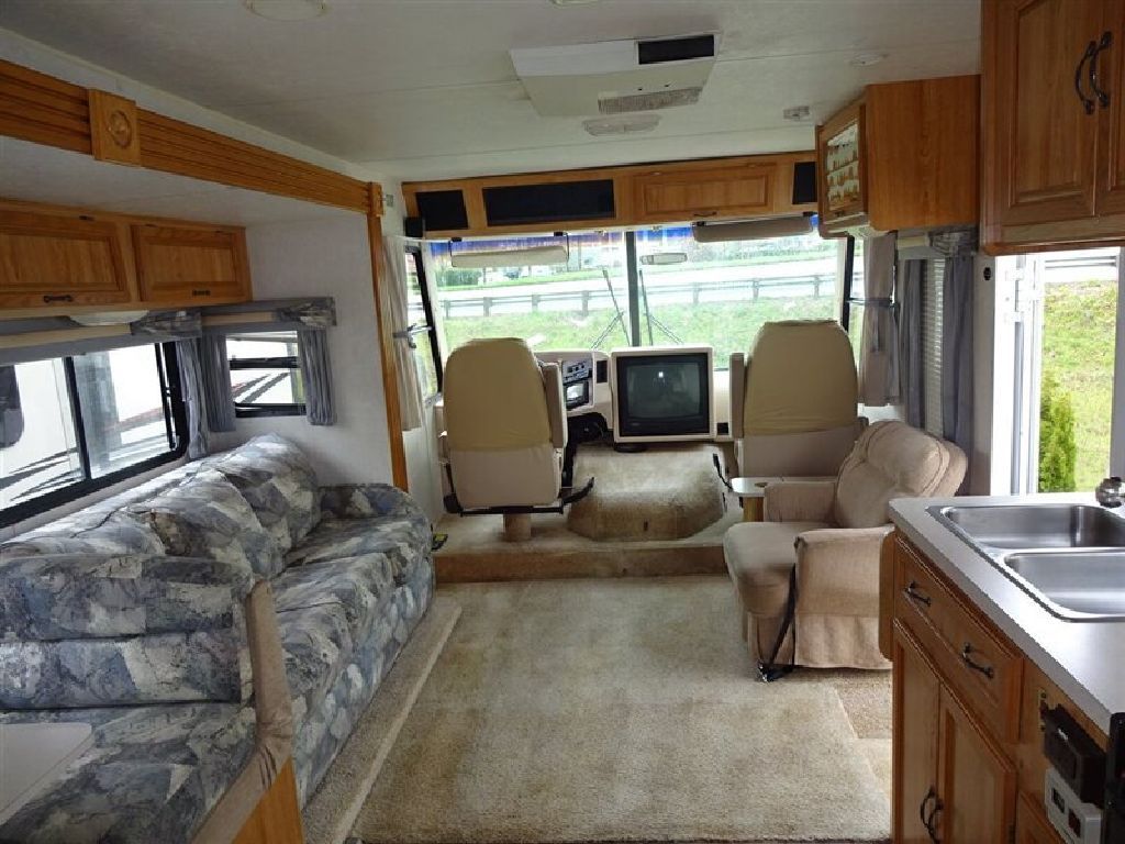 1999 Coachmen Mirada 34 Motorized Class A