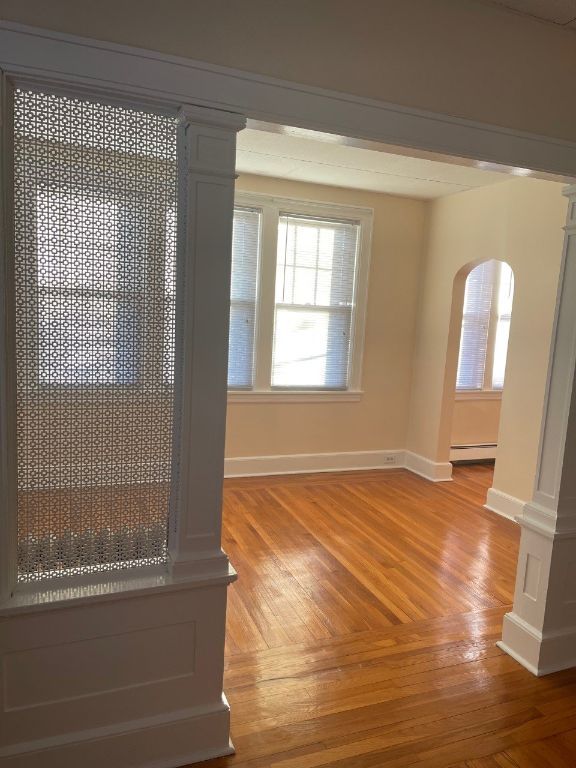 (ID#:1400653) Large 2 Bedroom 2nd Floor Apartment For Rent In College Point