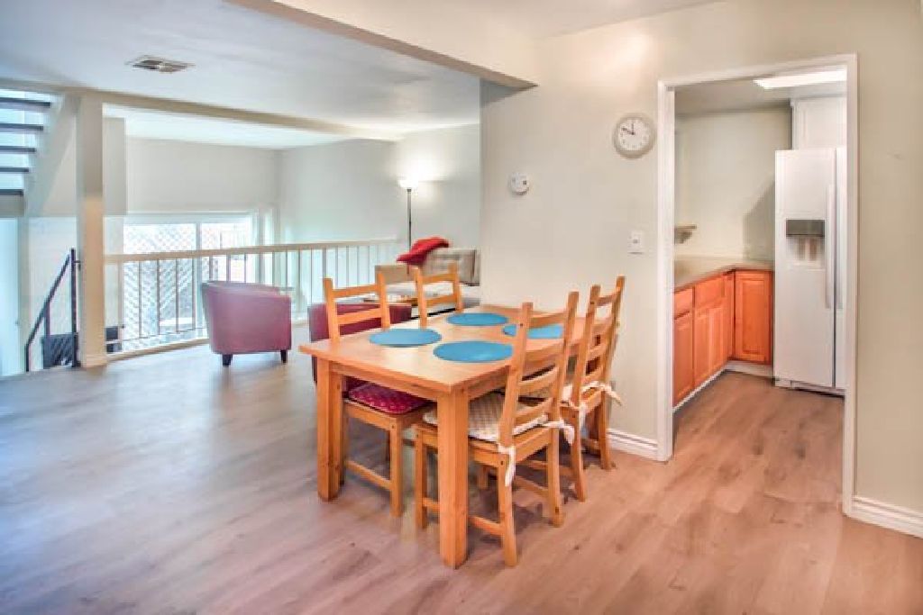 For Lease: 2BR+Den 2.5 BA condo in Valley Village for $2,895