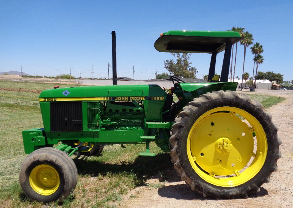 John Deere 2955