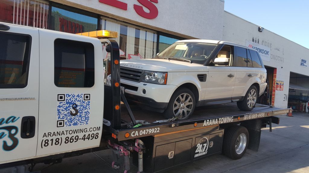 24/7 Affordable Towing & Roadside Service
