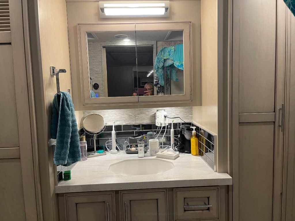 2022 Newmar Ventana 4037 Class A RV For Sale In Fort Myers, Florida 33905