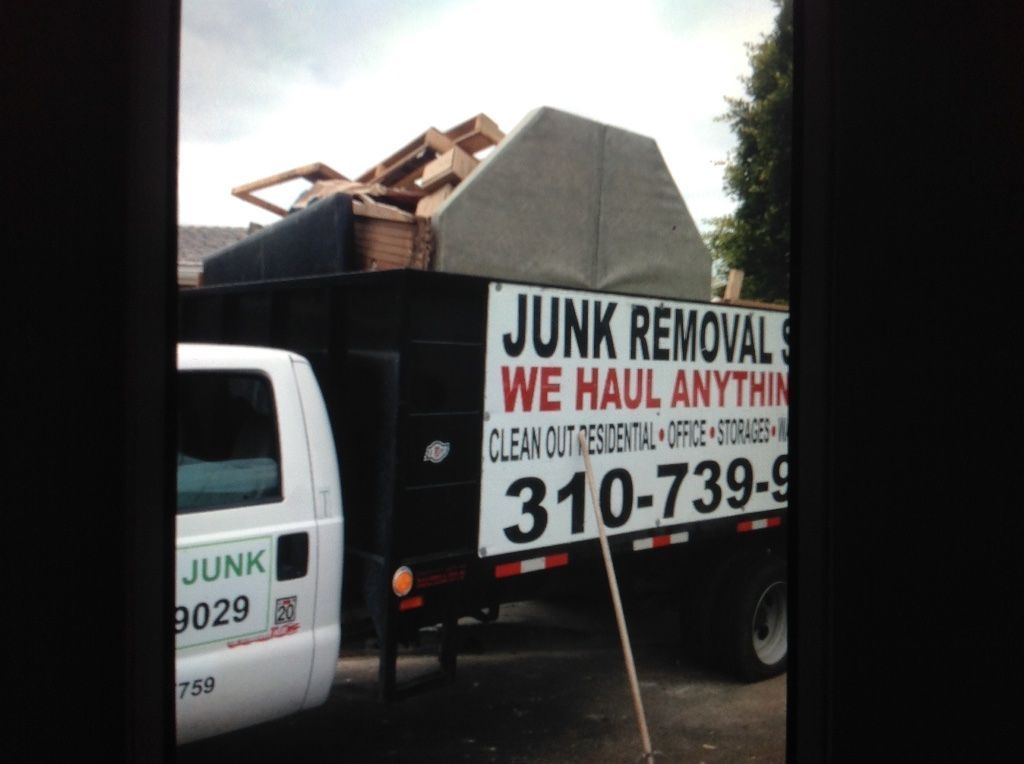 Venice beach junk removal service