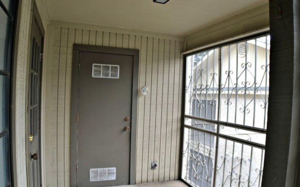 165 W Rampart Dr - Condo  For Rent 2/1.5 in San Antonio, TX 78216