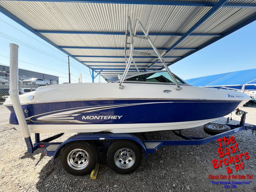 2004 MONTEREY 200LS BOW RIDER