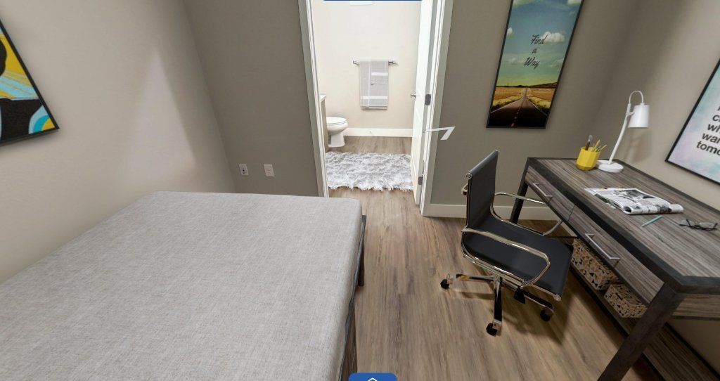 Lease Take Over Colab bedroom in 4BR, female only unit