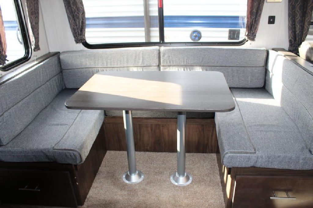 2019 Forest River Cherokee 274DBH