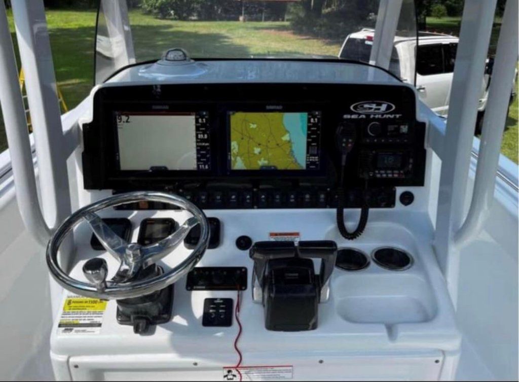 2013 Sea Hunt 25 Gamefish 2022 Yamaha :: 4Stroke, , Twin, 150 HP, 97 Hours, Engine Warranty Summervi