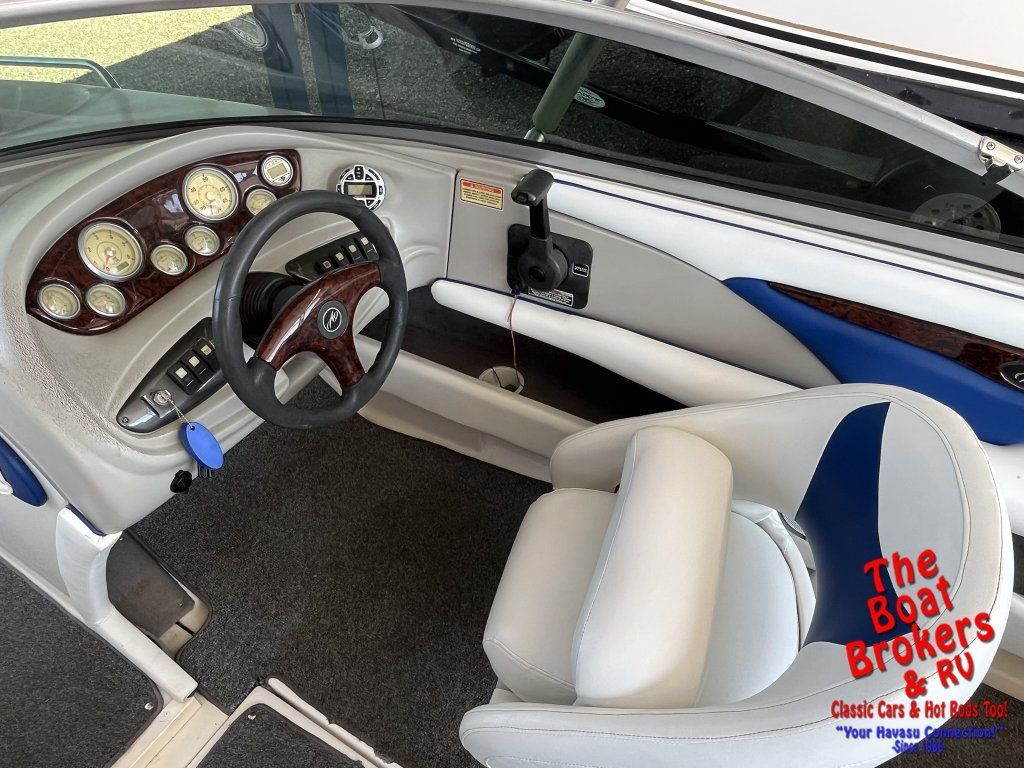 2004 MONTEREY 200LS BOW RIDER