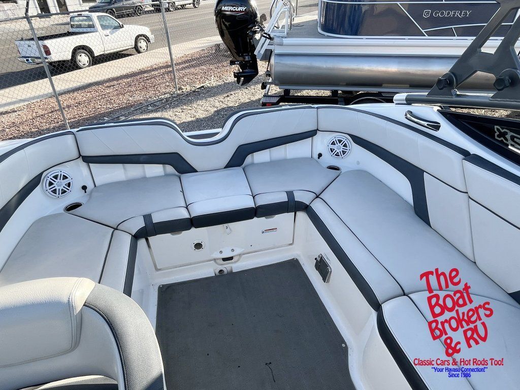 2014 YAMAHA SX212 JET BOAT