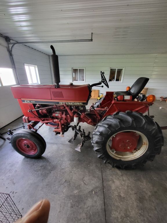 International 274 Tractor For Sale In Millersburg, Ohio 44654