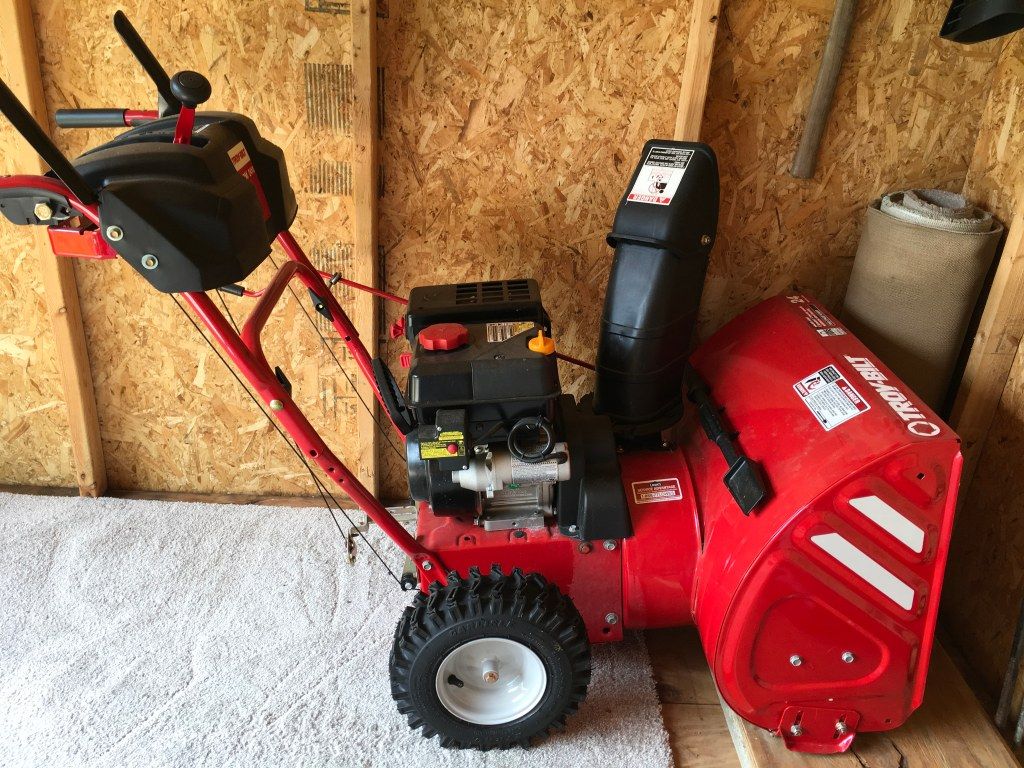 Toro Storm 2410 snowblower