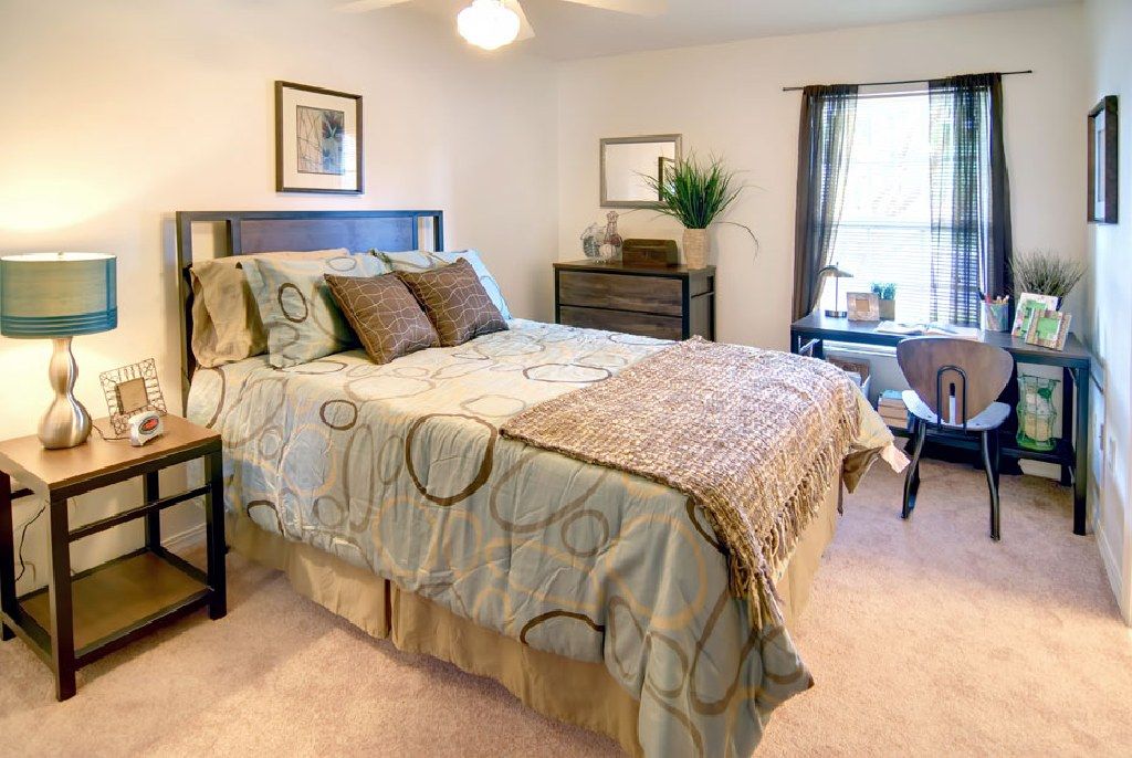 1br - $485 Sublease at 33 East: 2 months paid and subleasing fee PAID