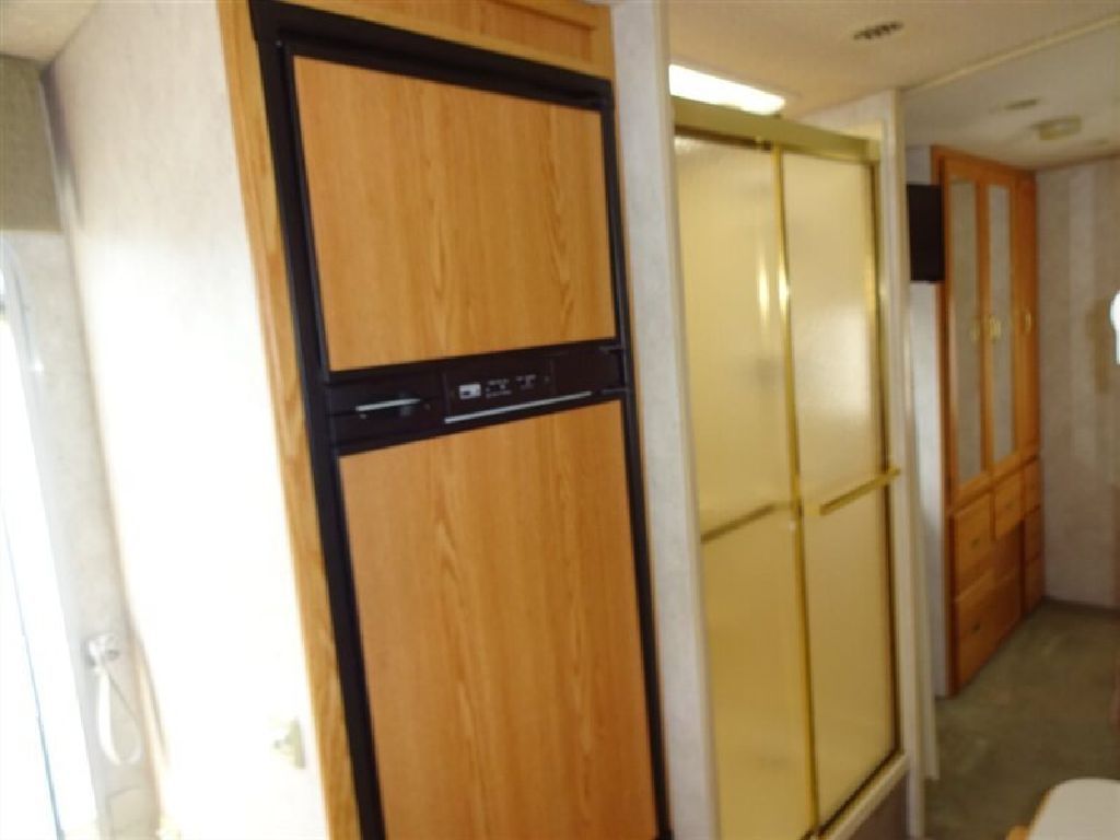 2004 Itasca Spirit 29M Motorized Class C