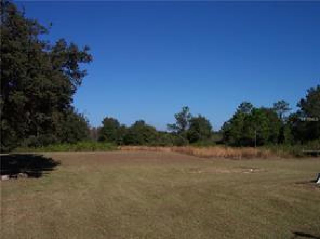 FANTASTIC 4/2 GREAT HOME FOR INVESTMENT INCOME