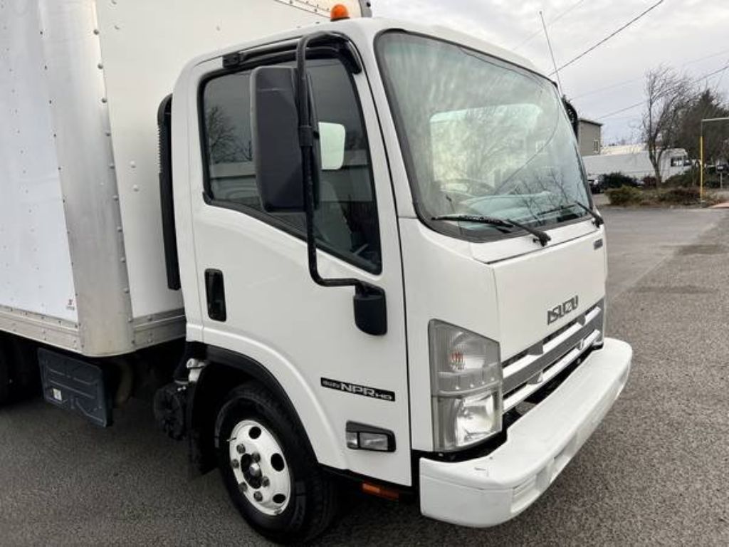 2020 Isuzu NPR BOX VAN 16FT Turbo Diesel