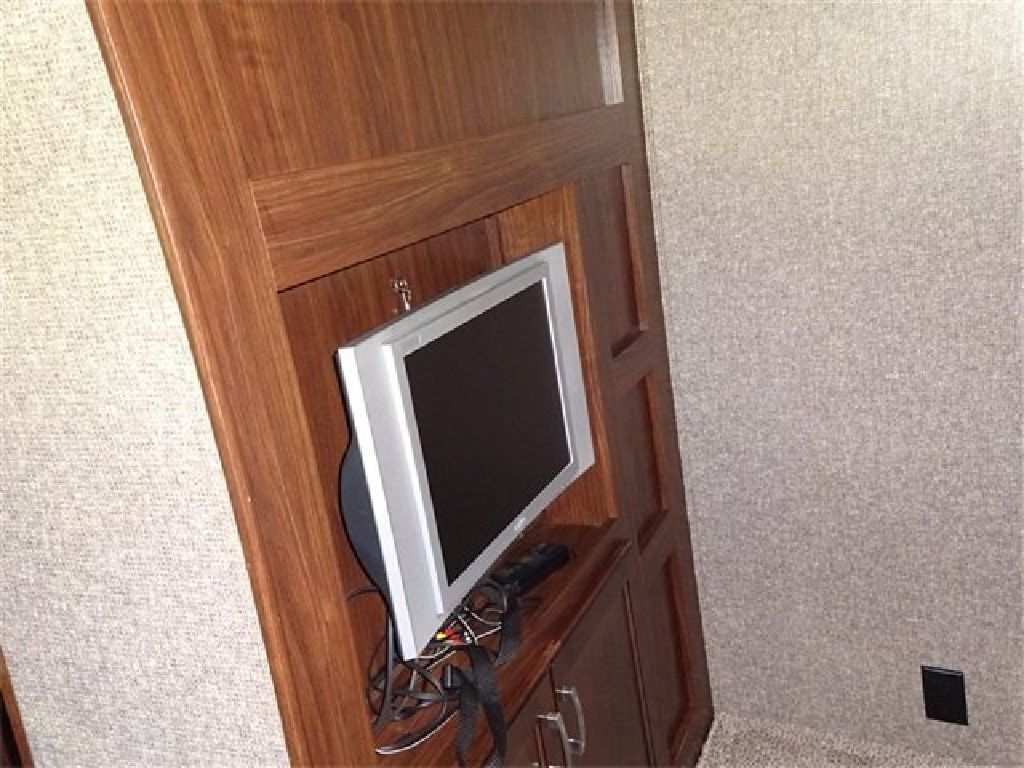 2015 Sundance 298BH Triple Slide Fifth Wheel